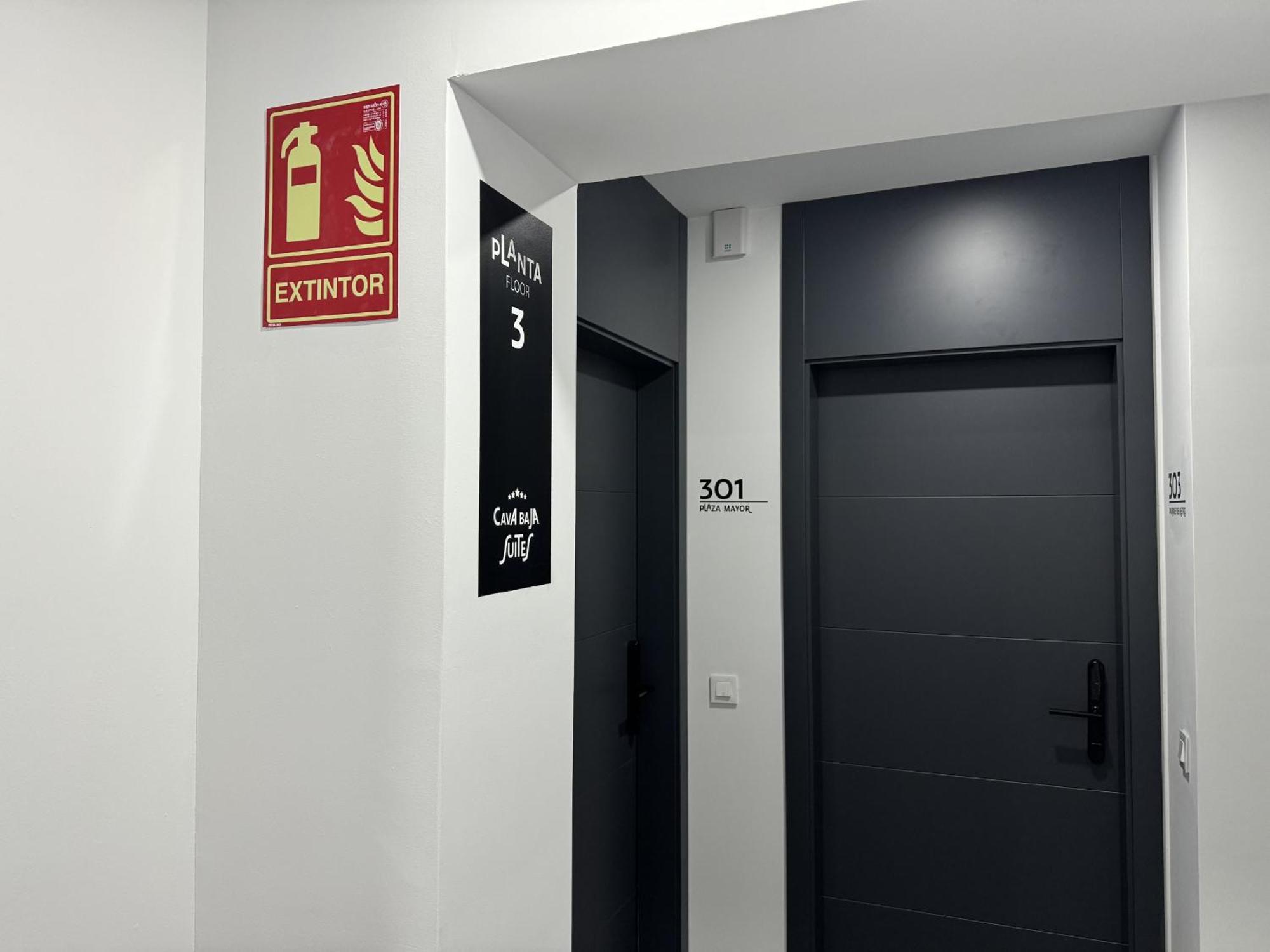 Cavabajasuites Madrid Exterior photo